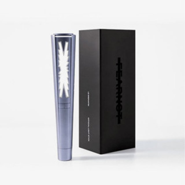 LE SSERAFIM Official Light Stick