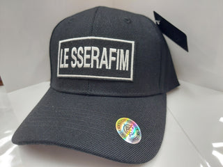 LE SSERAFIM HAT